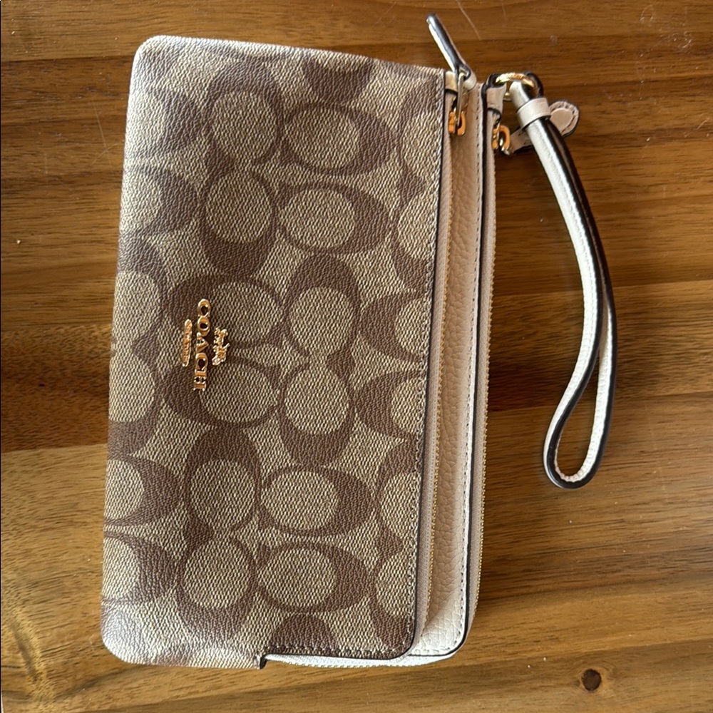 Coach Brown and Cream  Double Zipper Wristlet NWT - Picture 3 of 3